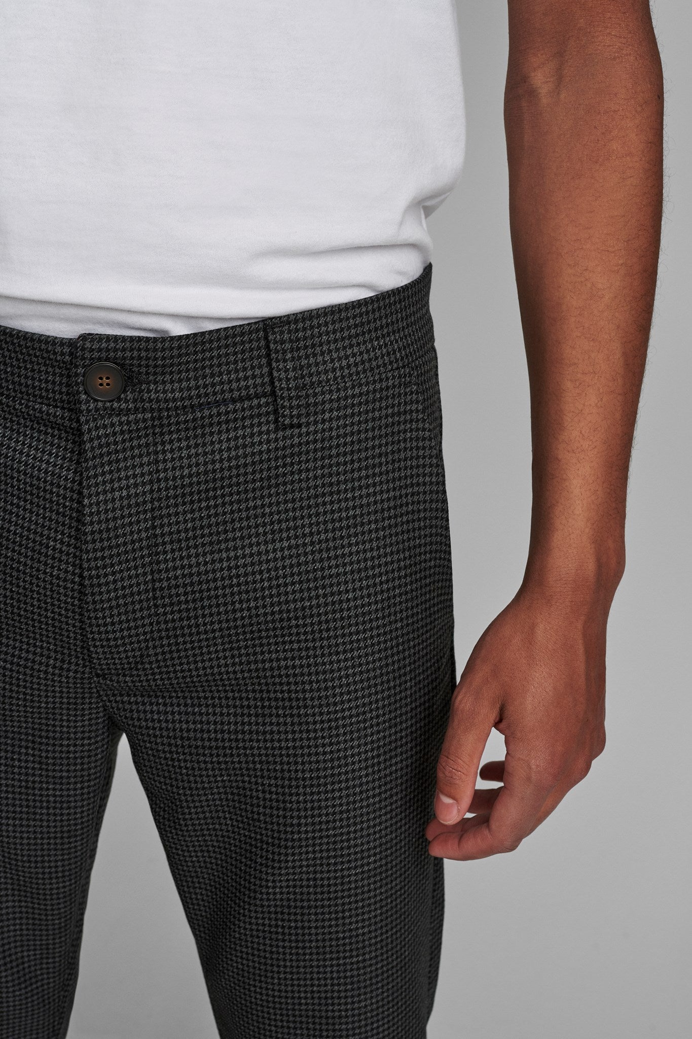 9420604-0509_4 (1).jpg